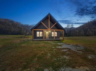 17 Three Sons Trl, Slade, KY 40376