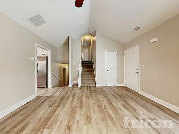 2nd image of 1656 Deer Creek Ln