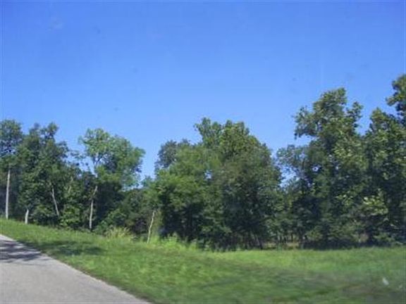3rd image of 412 Twin Falls Ct