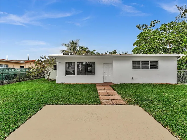 4500 SW 42nd Ter — Photo 56