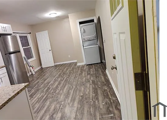 53 Vannatta St — Photo 12
