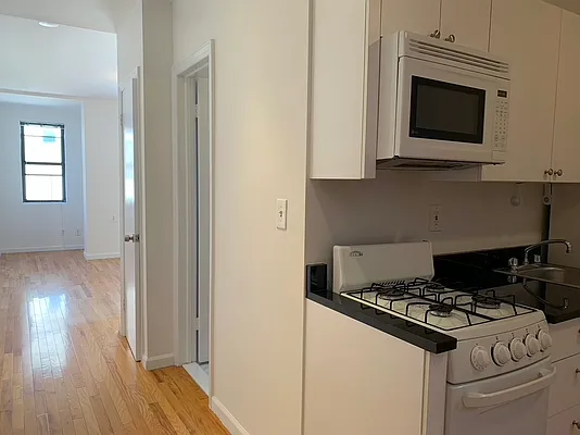 Rented by Compass | media 19