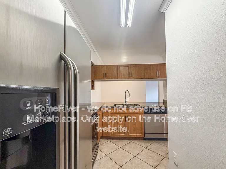 6426 Emerald Dunes Dr #306 — Photo 5