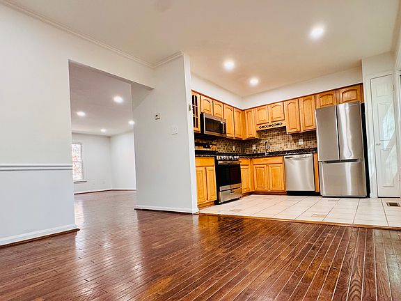 Kitchen & Dinning Room