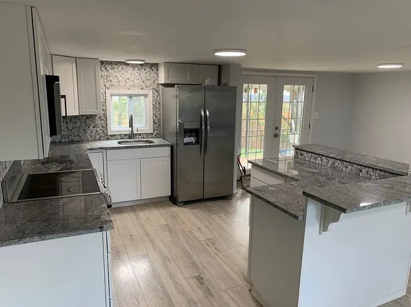 132 Snyder Ave, McAdoo, PA 18237