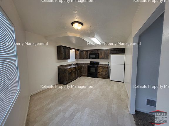 3rd image of 184 W Pine St #3
