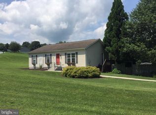 815 Sleepy Hollow Rd, Mohrsville, PA 19541