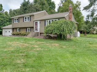 18 Black Birch Rd, Plainville, CT 06062