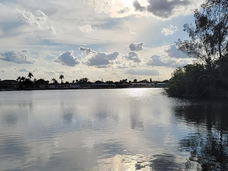9240 NW 12th Ave — Photo 32