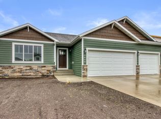 1474 66th Ave S, Fargo, ND 58104