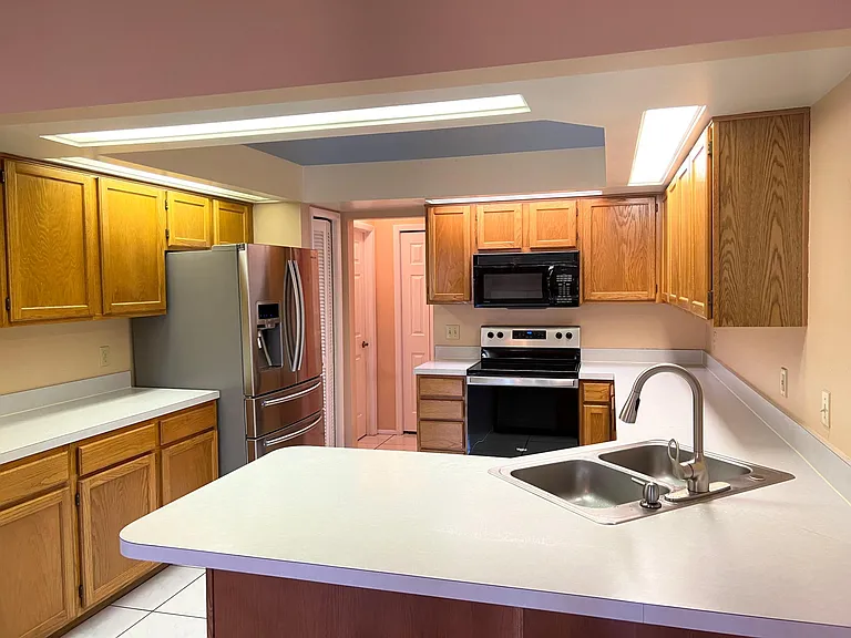 2965 Erskine Dr — Photo 7