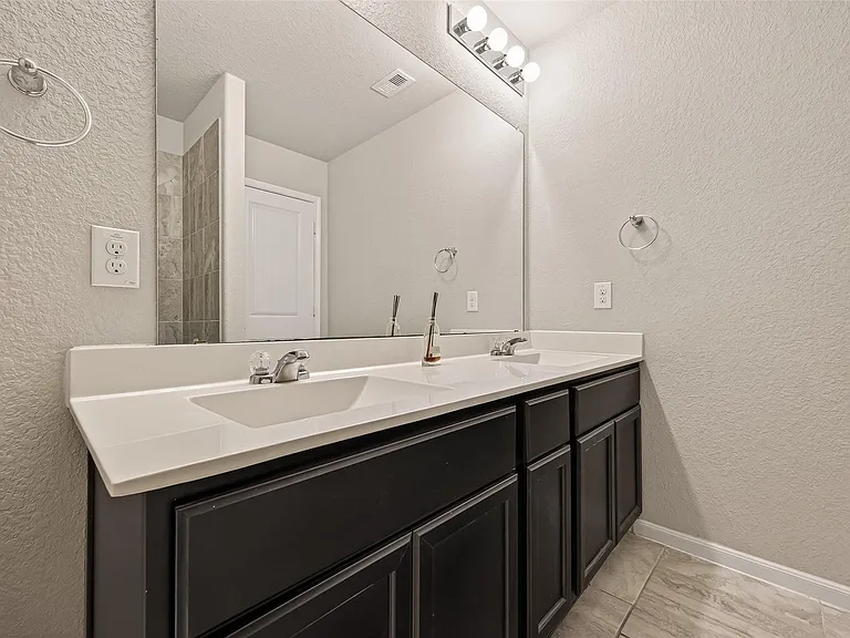 12623 City Village Ln — Photo 38