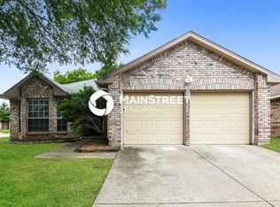 2951 Seguin Trl, Fort Worth, TX 76118