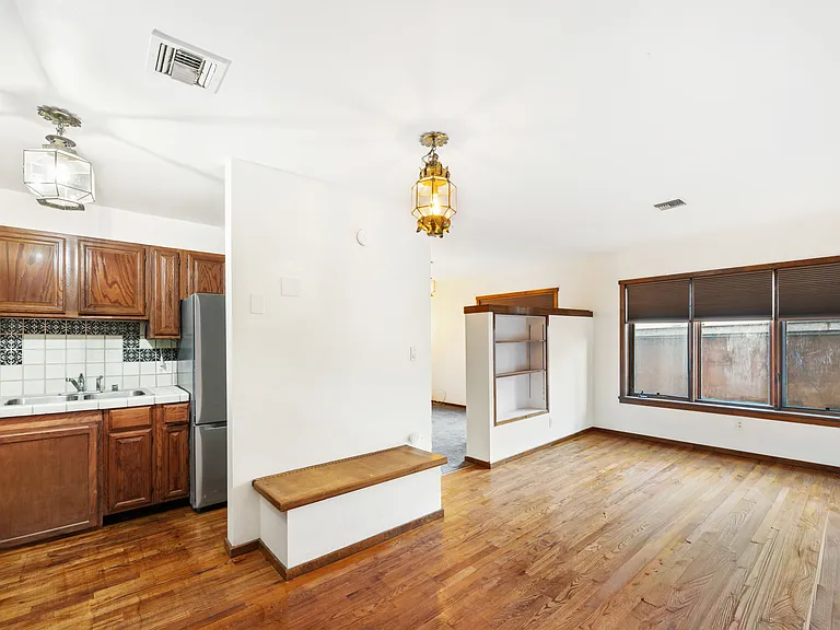 207 & 211 W Water St — Photo 1