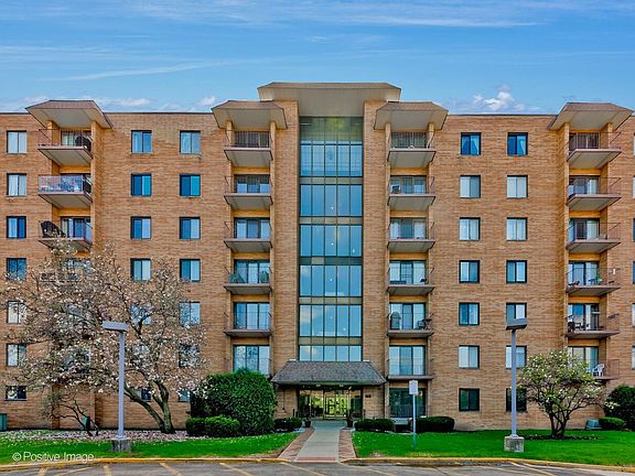 2nd image of 1717 W Crystal Ln Unit 702