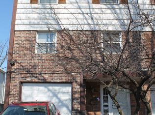 22415 Horace Harding Expy #1, Oakland Gardens, NY 11364