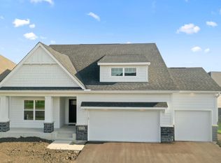 4578 Woodland Cove Pkwy, Excelsior, MN 55331