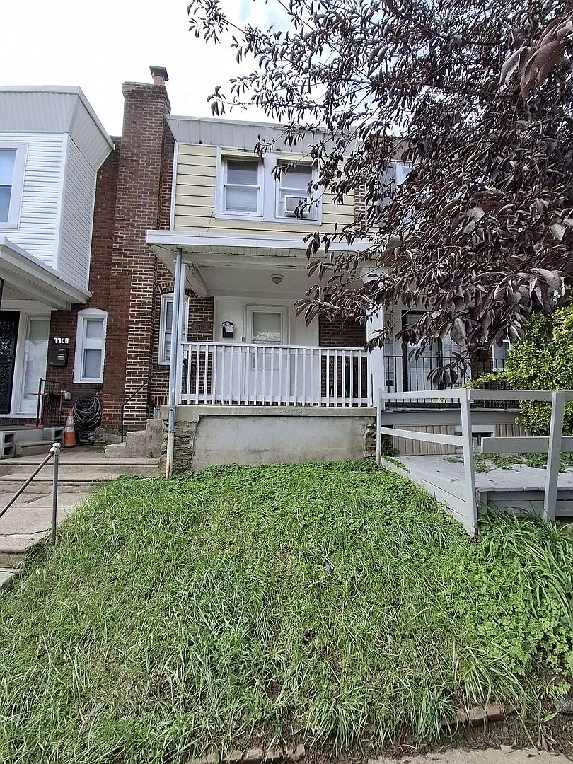 Renovated 3BR Rowhome - Section 8 Accepted — Photo 1