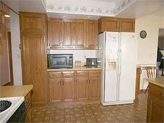 5th image of 9238 Bay Shore Dr