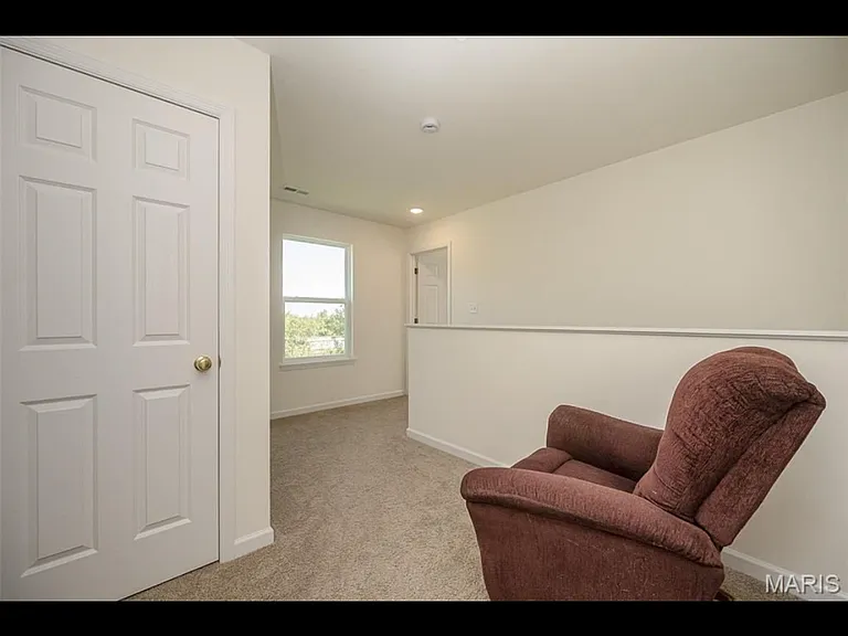 347 Cumberland Ct — Photo 20