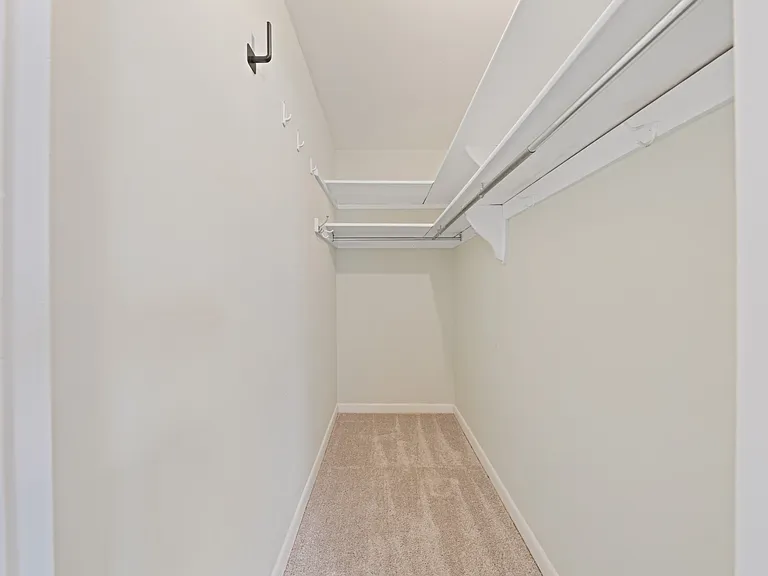 10620 Weymouth St #1 — Photo 4