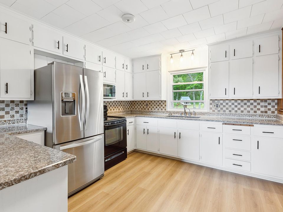 8996 Little Pelican Dr, Pequot Lakes, MN 56472 | Zillow