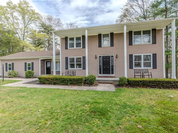 79 Mapleville Rd, Smithfield, RI 02828