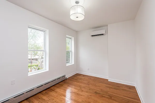 Rented by Nooklyn NYC LLC | media 5