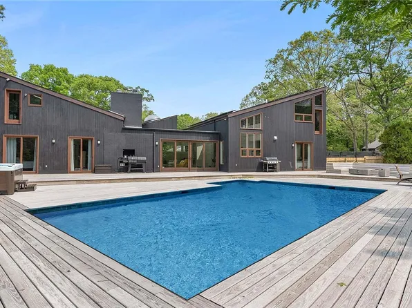 3 The Registry, East Quogue, NY 11942