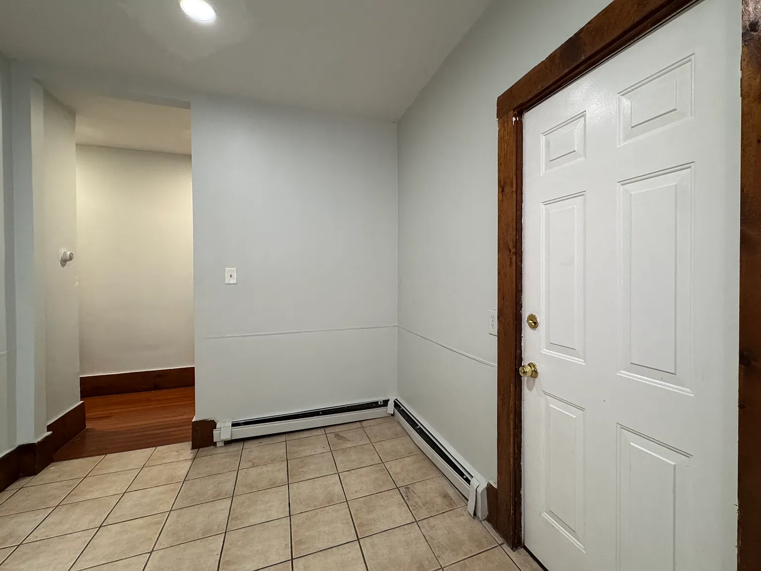 3 bed, 1.5 bath, 1700 sqft, $3,700 — Photo 4