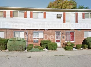 36247 Hathaway St #2, New Baltimore, MI 48047