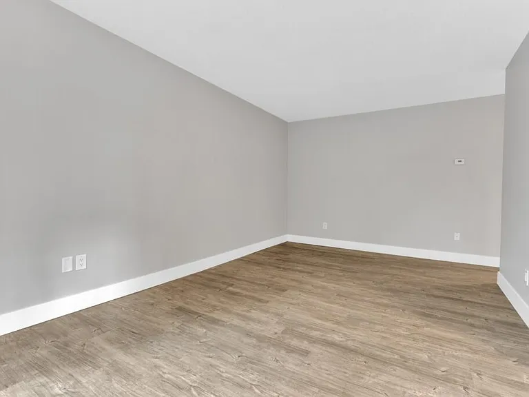 1655 Haro St — Photo 62