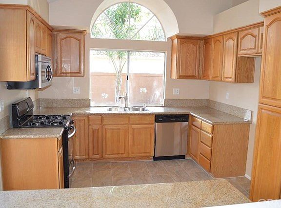 5th image of 3727 Strawberry Creek Way