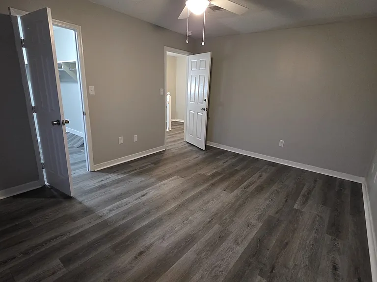 910B Glastonbury Cir — Photo 21