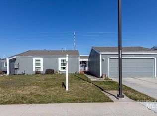 1116 W Crest Wood Dr, Meridian, ID 83642