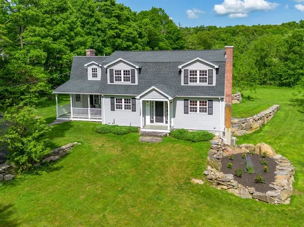 111 Sawyer Hill Rd, Berlin, MA 01503