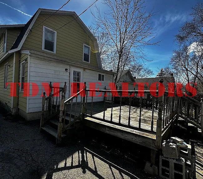 920 Huron St — Photo 14