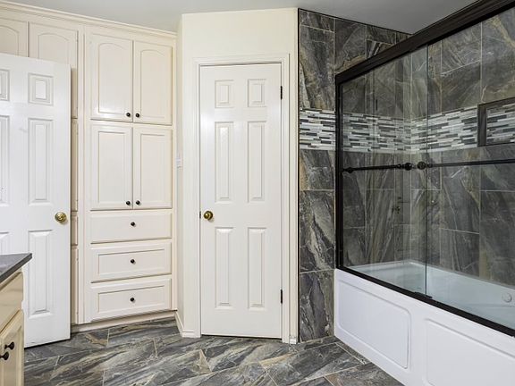 5th image of 1048 Eagle Canyon Dr #1
