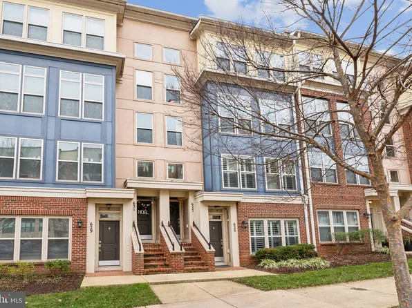 627 Diamondback Dr #15-B, Gaithersburg, MD 20878