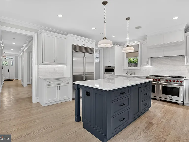 5718 Huntington Pkwy — Photo 29