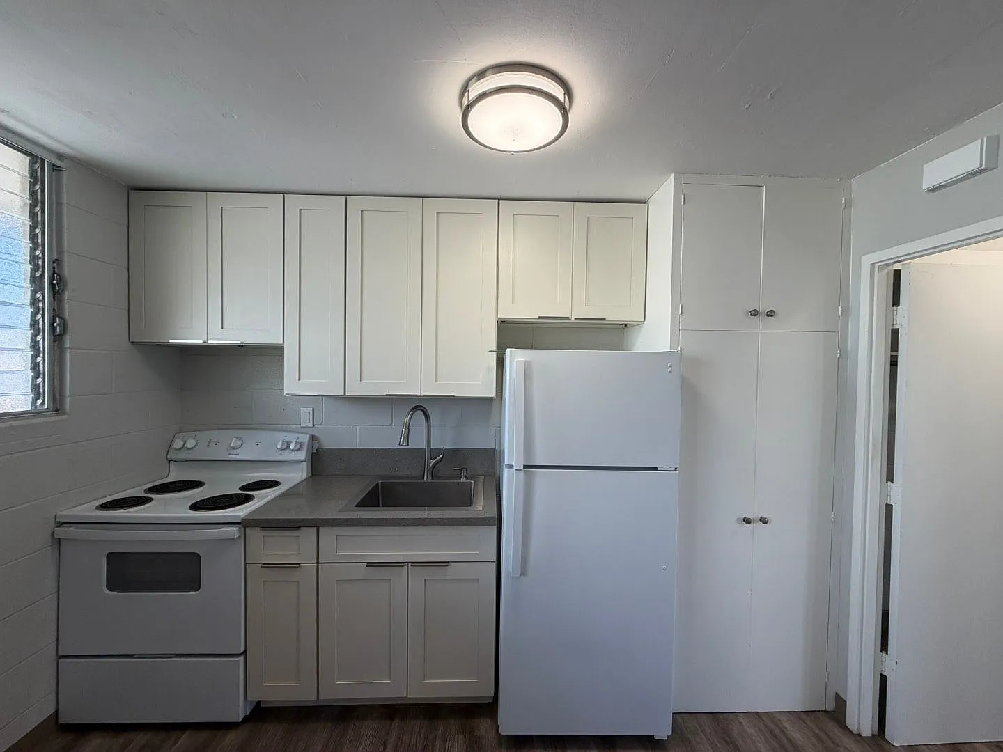 1122 Hoolai — Photo 2