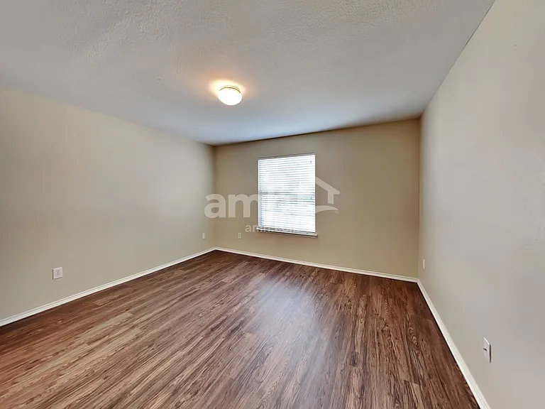 2124 Van Zandt Dr — Photo 12