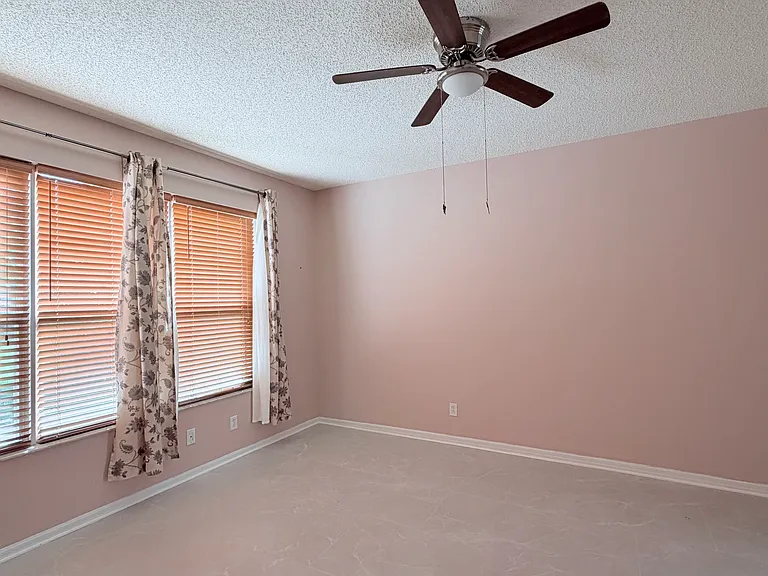 4712 Mapletree Loop — Photo 31