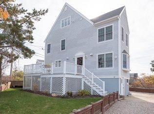 27 Cove St, Marshfield, MA 02020