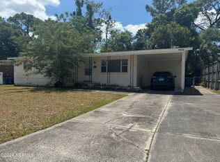 7612 Altus Dr S, Jacksonville, FL 32277