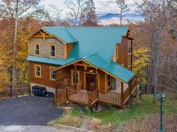 2037 Settlers Ridge Way, Gatlinburg, TN 37738