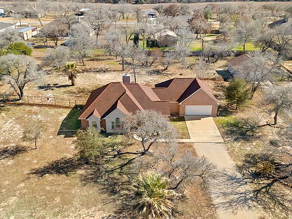 2nd image of 168 Oak Fields Dr