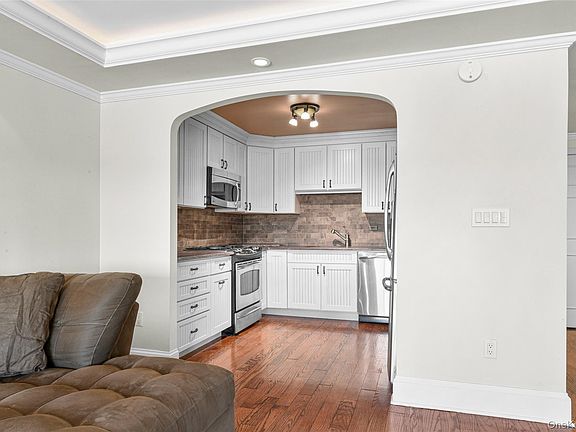 5th image of 701 Pelham Road #5M