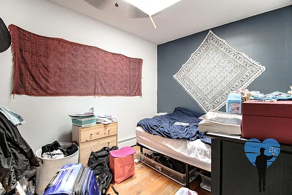 Rented by Next Door Realty NYC | media 9