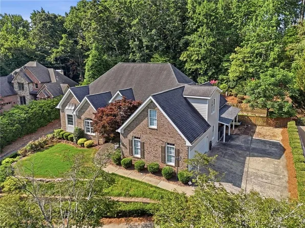 2723 Clearwater Springs Dr, Buford, GA 30519